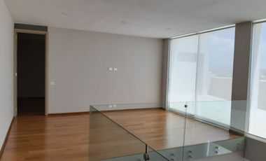 PENTHOUSE EN ZAVALETA