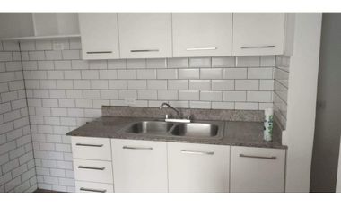 CONDADO DEL REY / TORRES DE MILAN / 100M2 / 3 HABITACIONES / VACIO