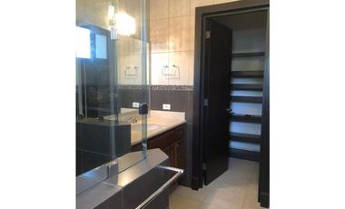 COSTA DEL ESTE / PASEO DEL PARQUE / 1045 M2 / 3 HABITACION