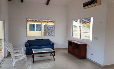 PLAYA MALIBU / RES. MALIBU VILLAS / 890m2 / 2 HABITACIONES / VACIO