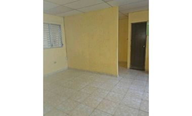 ALQUILO APARTAMENTO PEQUEÑO EN LA VILLA DE LOS SANTOS