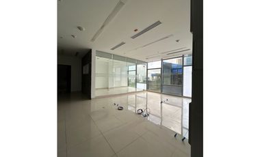 SE VENDE OFICINA EN COSTA DEL ESTE, TORRE BANCO ALIADO
