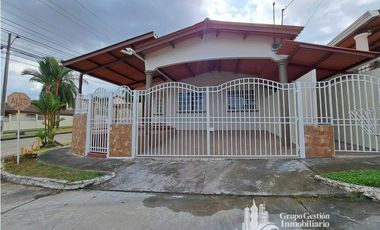 ALQUILER CASA 4 RECMARAS EN BRISAS DEL GOLF KAF