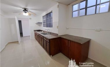 ALQUILER CASA 4 RECMARAS EN BRISAS DEL GOLF KAF