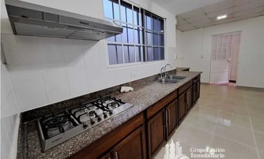 ALQUILER CASA 4 RECMARAS EN BRISAS DEL GOLF KAF