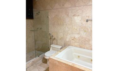 Alquiler de apartamento línea blanca PH Ocean Park Punta Pacifica