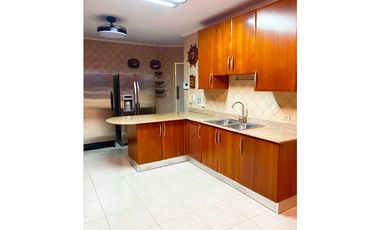 Alquiler de apartamento línea blanca PH Ocean Park Punta Pacifica