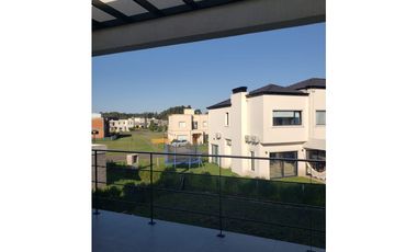 VENTA/ CHALET A ESTRENAR  DE 4 AMBIENTES EN 2 PLANTAS / MAR DEL PLATA