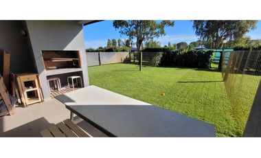 DEPARTAMENTO EN COMPLEJO OLAS CON JARDIN PROPIO OSTENDE-VALERIA