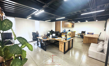 Venta de edificio de oficinas en Col. La Paz