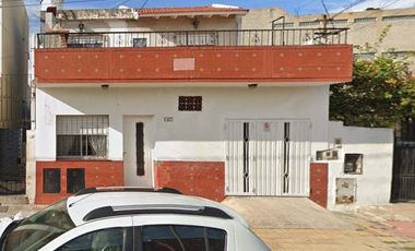 Casa PH en venta en Lanus Oeste