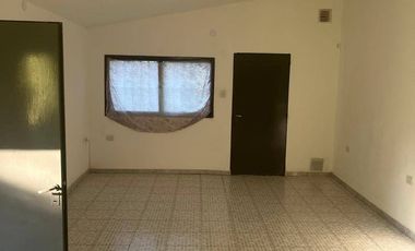 Casa en alquiler de 3 dormitorios  en Villa Allende