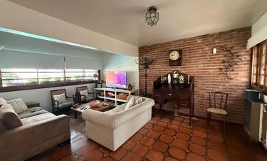 Casa en venta en Barrio Parque