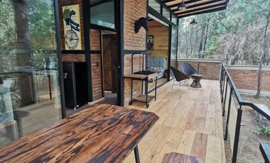 Cabaña en venta en Tapalpa. En el interior del bosque