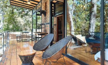 Cabaña en venta en Tapalpa. En el interior del bosque