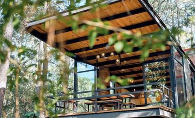 Cabaña en venta en Tapalpa. En el interior del bosque