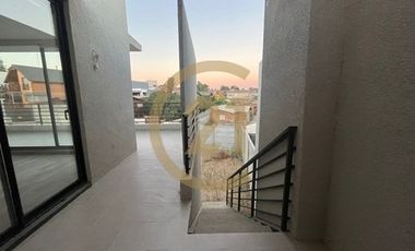 Casa mediterránea condominio cerrado Quilpué