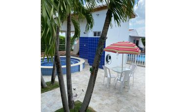 OPORTUNIDAD Casa de recreo en venta, en Girardot