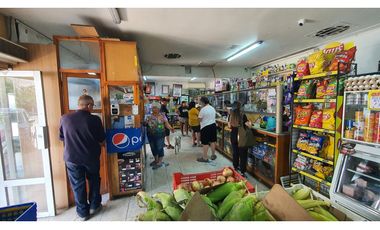 Venta Local Comercial con derecho a llaves en Los Andes
