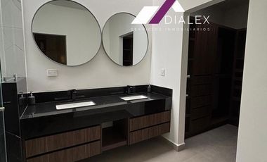 Casa en VENTA Fracc. Amara Residencial -CARRETERA NACIONAL en Santiago, Nuevo León.