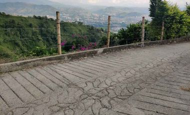 FINCA EN VENTA EN LA VDA LA PALMA/DOSQUEBRADAS