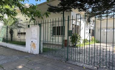 Casa en Temperley a pasos de Pasco