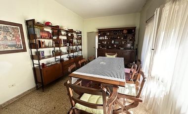 Casa en Temperley a pasos de Pasco