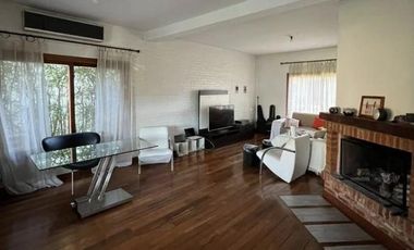 Casa en venta y alquiler en el Portillo