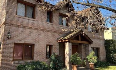 Casa en venta y alquiler en el Portillo