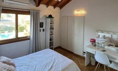 Casa en venta y alquiler en el Portillo