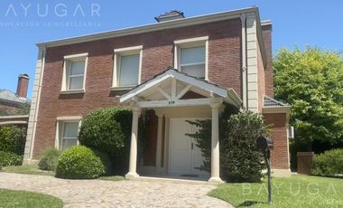 Venta Casa - Barrio Privado Los Jazmines / Apto Crédito