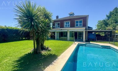 Venta Casa - Barrio Privado Los Jazmines / Apto Crédito
