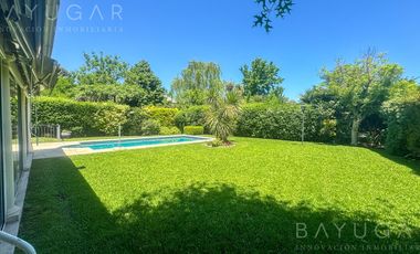 Venta Casa - Barrio Privado Los Jazmines / Apto Crédito