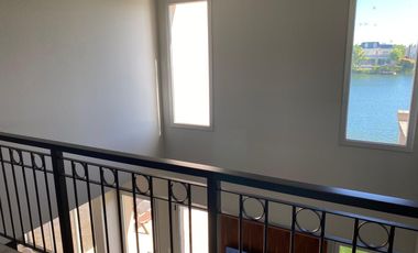 Casa en  venta o alquiler al lago barrio los lagos