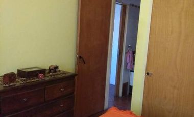 CASA DOS FAMILIAS EN DOS PLANTAS, 5 AMBIENTES, GARAJE PASANTE, 340 M2