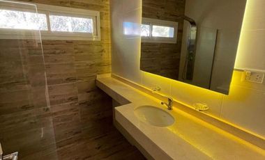 Exclusiva casa con pileta en Costa Esmeralda