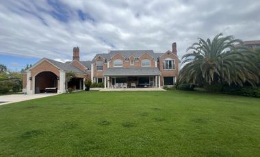 Casa estilo lomas de San Isidro