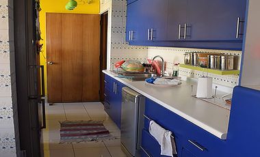 A PASOS DE STADE FRANCAIS Y METRO TOBALABA