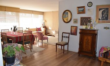 A PASOS DE STADE FRANCAIS Y METRO TOBALABA