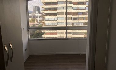 A PASOS DE STADE FRANCAIS Y METRO TOBALABA