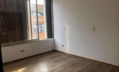 A PASOS DE STADE FRANCAIS Y METRO TOBALABA