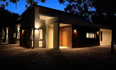VENTA, CASA, VILLAROBLES, BARRIO BRINZALES, LOTE AL 400, 4 AMBIENTES