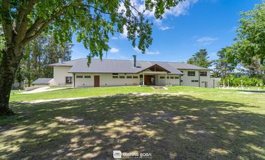 Venta - Casa nueva - Barrio 