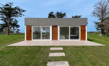 Venta - Casa nueva - Barrio 