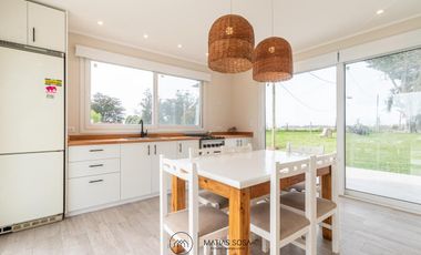 Venta - Casa nueva - Barrio 