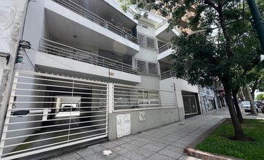 Departamento en  Beccar duplex tres ambientes