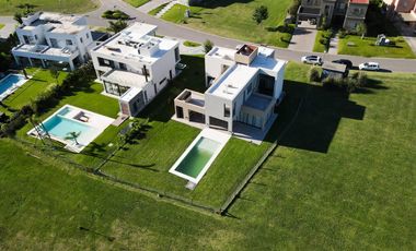 Casa a estrenar en Terralagos Alquiler