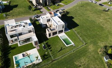 Casa a estrenar en Terralagos Alquiler