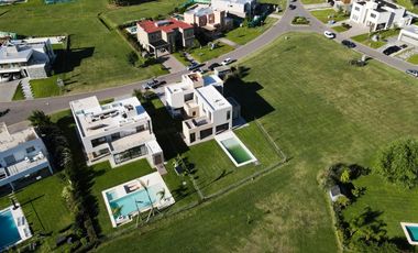 Casa a estrenar en Terralagos Alquiler