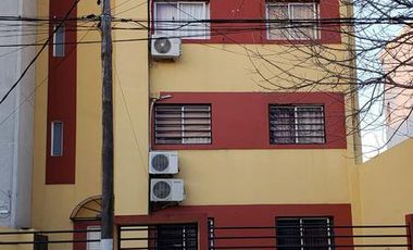 Departamento de dos ambientes en venta - Moron